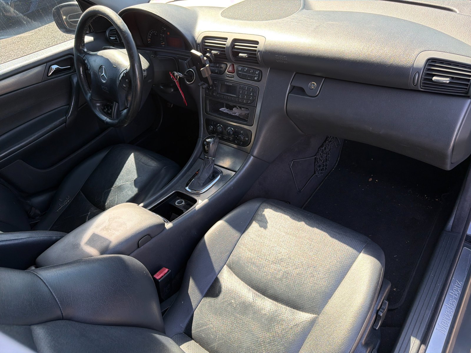 Used 2004 Mercedes-Benz C 230 Sedan image 11