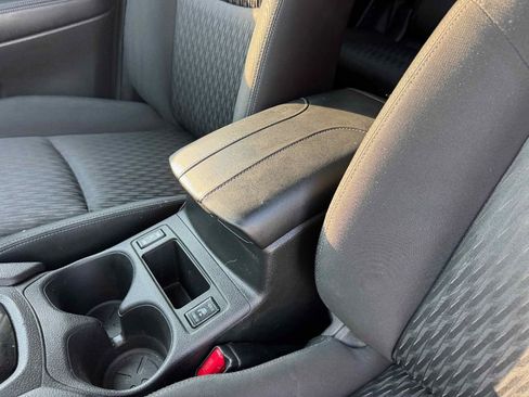 Used 2020 Nissan Rogue S w/ Special Edition Package image 22