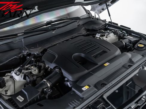 Used 2020 Land Rover Range Rover Sport HST image 54