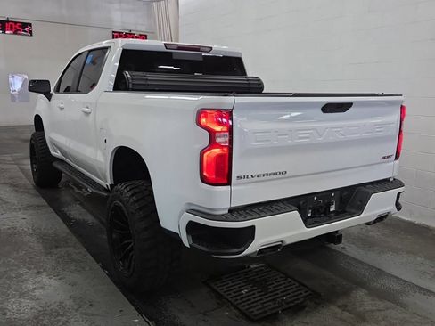 Used 2022 Chevrolet Silverado 1500 RST AWD/4WD image 2