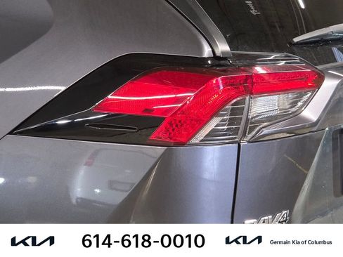Used 2020 Toyota RAV4 XLE Premium AWD/4WD image 16