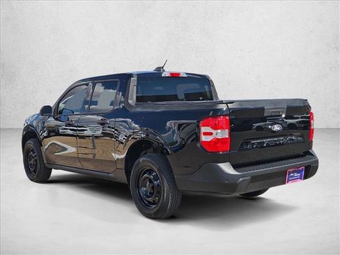 Certified 2025 Ford Maverick XL image 9