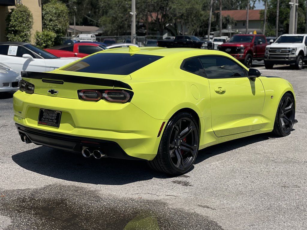 Used 2020 Chevrolet Camaro SS RWD image 23