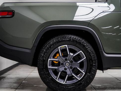 Used 2022 Rivian R1T Launch Edition AWD/4WD image 9