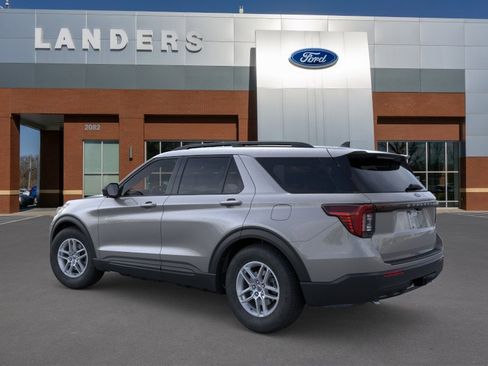 New 2026 Ford Explorer Active RWD image 4