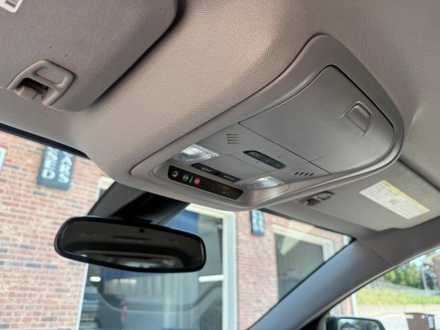 Used 2023 GMC Acadia AT4 w/ Technology Package AWD/4WD image 32