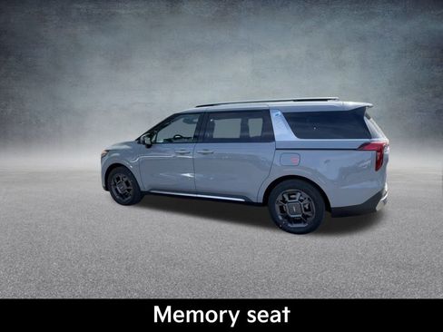 New 2026 Kia Carnival SX image 17