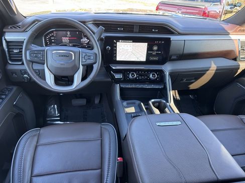 Used 2024 GMC Sierra 2500 Denali w/ Denali Reserve Package image 5