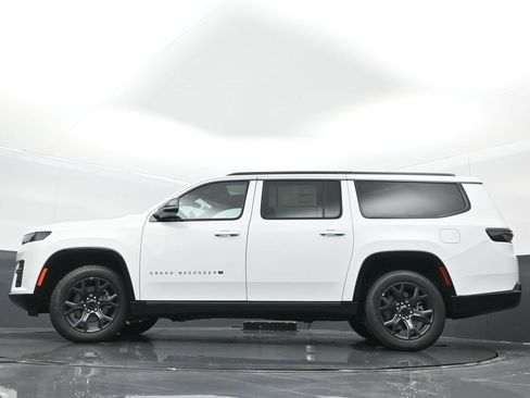New 2026 Jeep Grand Wagoneer L Limited image 32