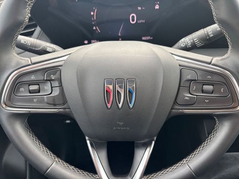 Used 2025 Buick Encore GX Preferred image 27
