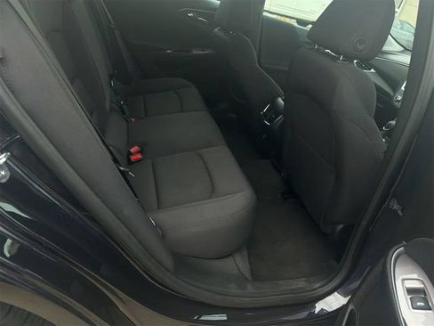 Used 2023 Chevrolet Malibu LT FWD image 12
