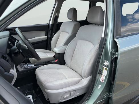 Used 2014 Subaru Forester 2.5i Premium w/ All-Weather Package AWD/4WD image 12