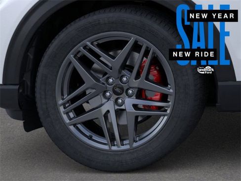 New 2026 Ford Explorer ST w/ Sun And Sound Package image 17