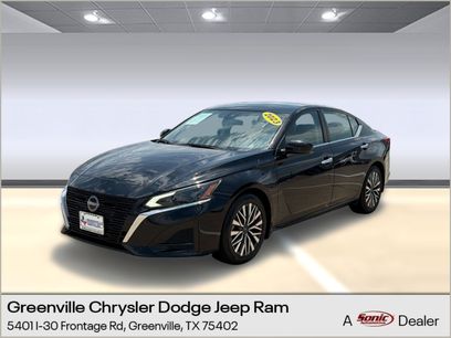 Used 2023 Nissan Altima 2.5 SV