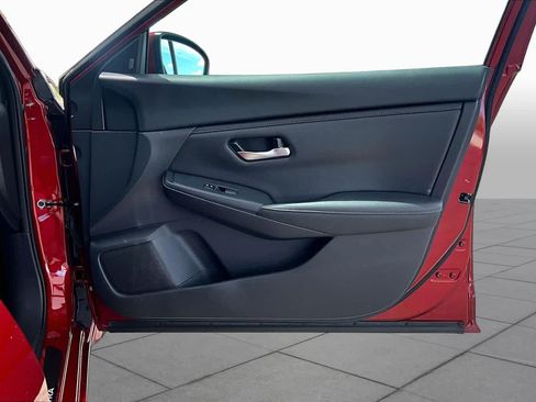 Certified 2024 Nissan Sentra SV FWD image 22