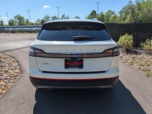 Used 2022 Lincoln Nautilus Reserve w/ Equipment Group 201A AWD/4WD image 4