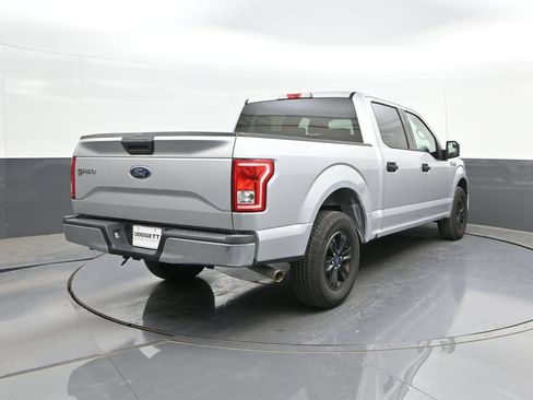 Used 2017 Ford F150 XLT RWD image 11