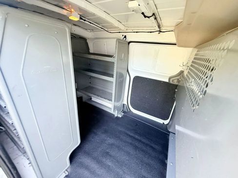 Used 2020 Nissan NV200 SV image 24