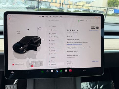 Used 2023 Tesla Model Y Long Range AWD/4WD image 20