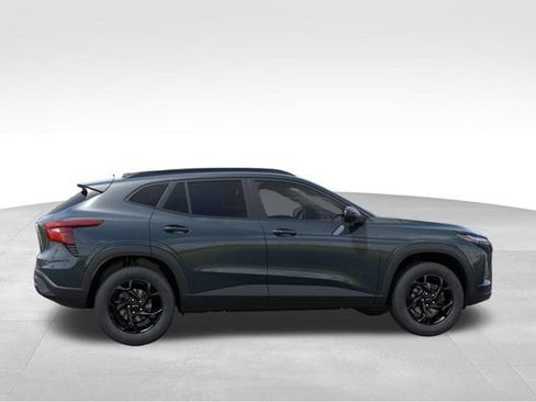 New 2026 Chevrolet Trax LT FWD image 5