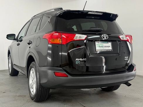 Used 2013 Toyota RAV4 XLE AWD/4WD image 7