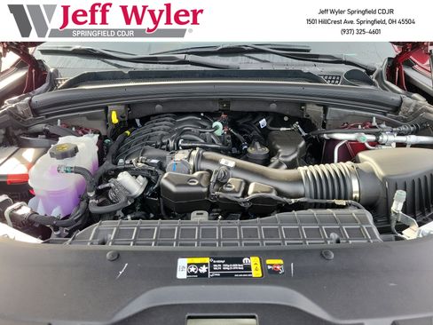 New 2025 Jeep Grand Cherokee Limited AWD/4WD image 17