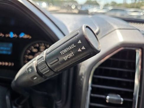 Used 2016 Ford F150 XLT RWD image 26