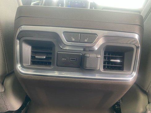 Used 2022 Chevrolet Silverado 2500 LTZ w/ LTZ Convenience Package image 29