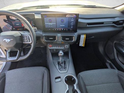 Used 2025 Ford Mustang Coupe RWD image 16