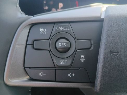 New 2026 Nissan Sentra SV w/ SV Convenience Package FWD image 9