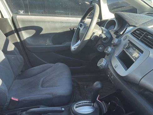 Used 2010 Honda Fit Sport image 9