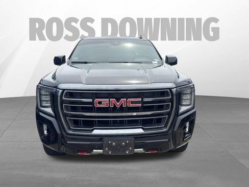 Used 2023 GMC Yukon XL AT4 w/ Technology Package AWD/4WD image 2