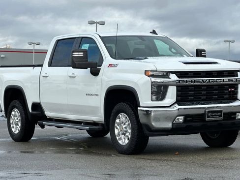 Used 2023 Chevrolet Silverado 2500 LT w/ Convenience Package image 5