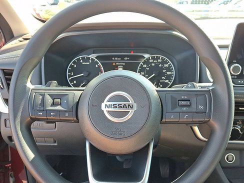 Used 2021 Nissan Rogue S AWD/4WD image 8