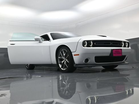 Used 2022 Dodge Challenger GT RWD image 25