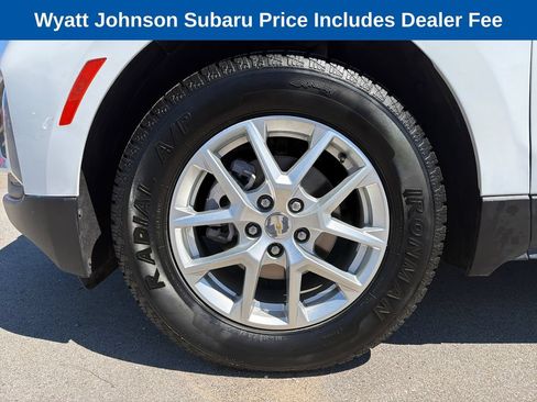Used 2024 Chevrolet Equinox LT AWD/4WD image 2