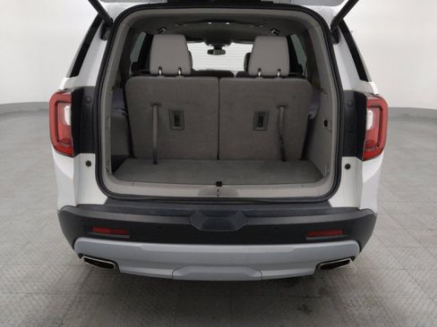 Used 2023 GMC Acadia SLT image 29