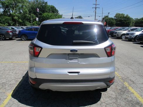Used 2017 Ford Escape SE AWD/4WD image 12