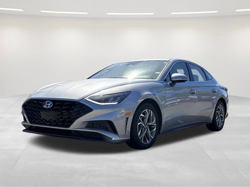 Used 2023 Hyundai Sonata SEL image 1
