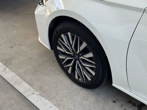 Used 2025 Nissan Altima 2.5 SV image 31