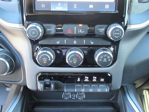 Used 2025 RAM 1500 Big Horn image 24