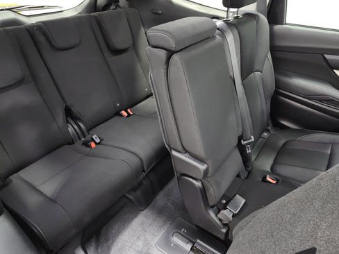 Used 2020 Subaru Ascent Premium w/ Convenience Package image 20