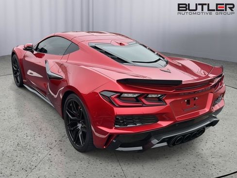 Used 2024 Chevrolet Corvette Z06 image 7