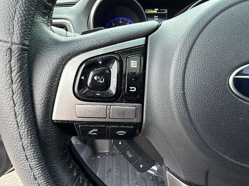 Used 2017 Subaru Outback 2.5i Touring image 27