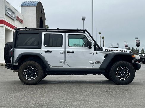 Used 2023 Jeep Wrangler Unlimited Rubicon image 7