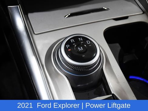 Used 2021 Ford Explorer Platinum w/ Equipment Group 601A AWD/4WD image 23