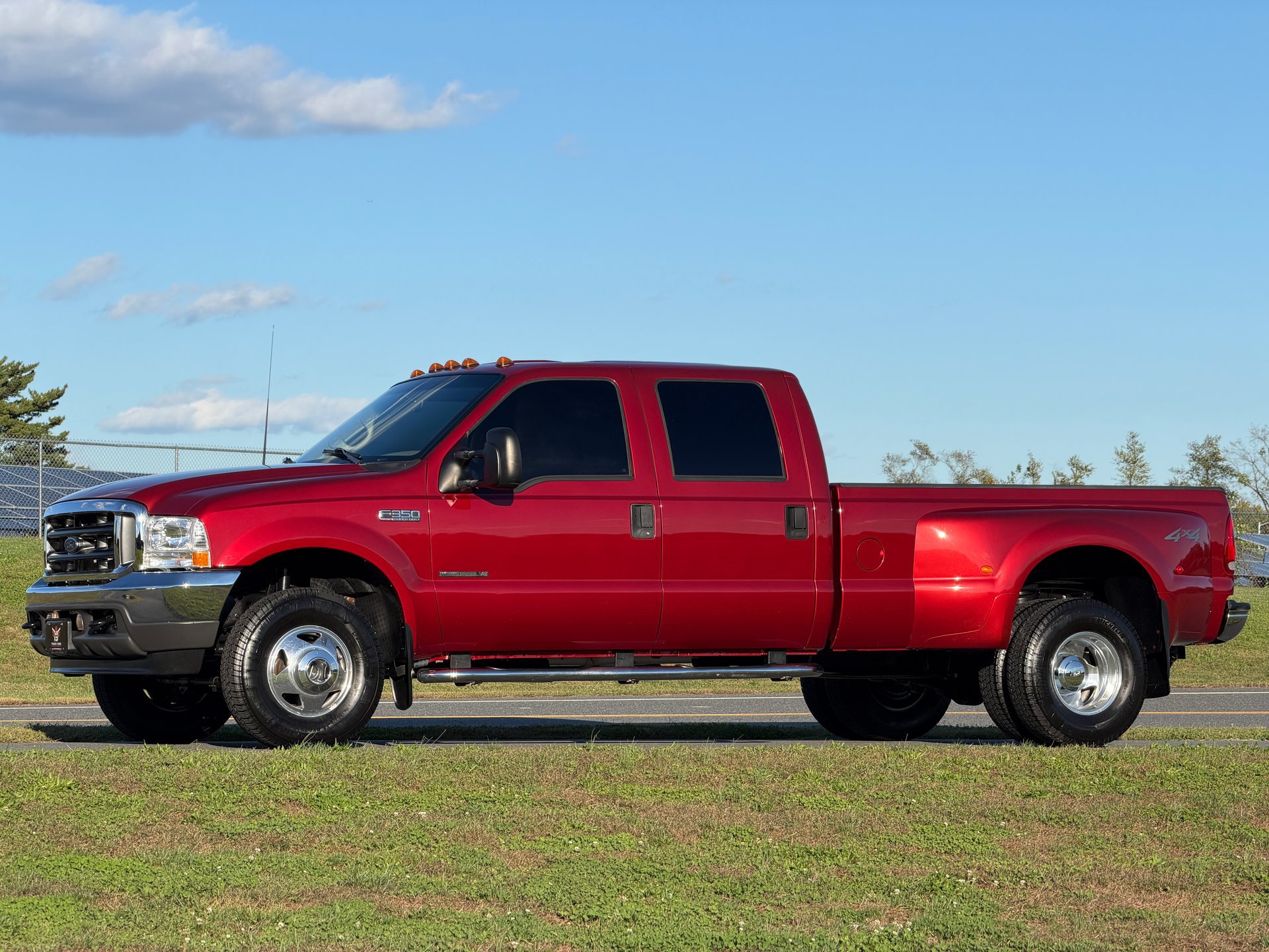 Used 2002 Ford F350 XL AWD/4WD image 3