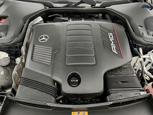 Used 2021 Mercedes-Benz AMG GT 43 image 28