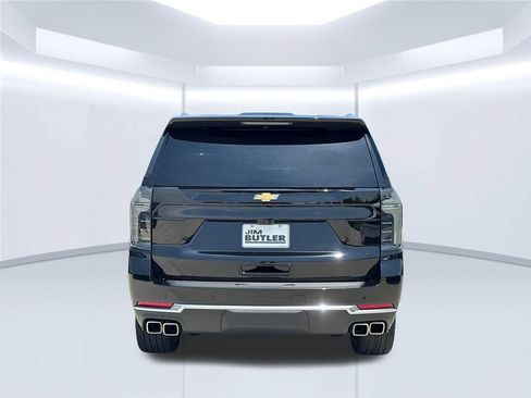 Used 2026 Chevrolet Suburban High Country AWD/4WD image 6