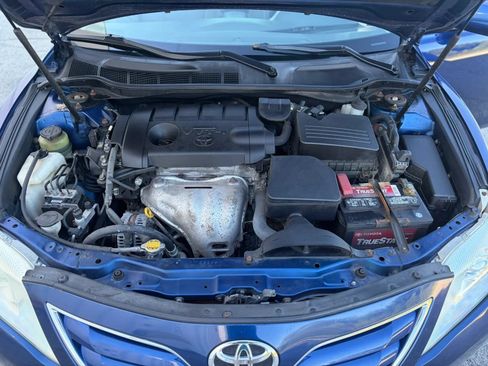 Used 2011 Toyota Camry LE FWD image 24